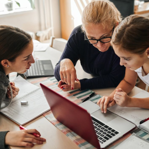 Descubre el Mundo de la Educación en Casa: Aprendizaje en un Entorno Familiar